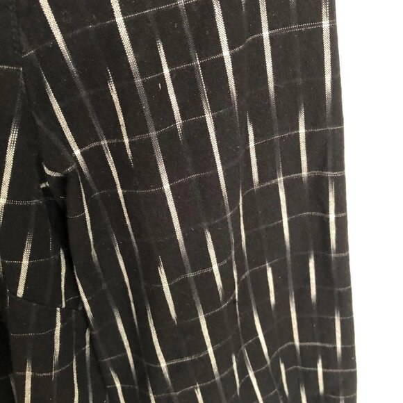 Sustainable, Fairtrade, People Tree black and white Indian loomed fabric shirt - Picture 2 of 4